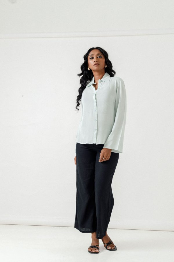 BUTTONED FLOWY SHIRT