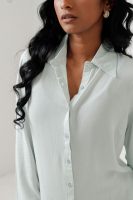 BUTTONED FLOWY SHIRT